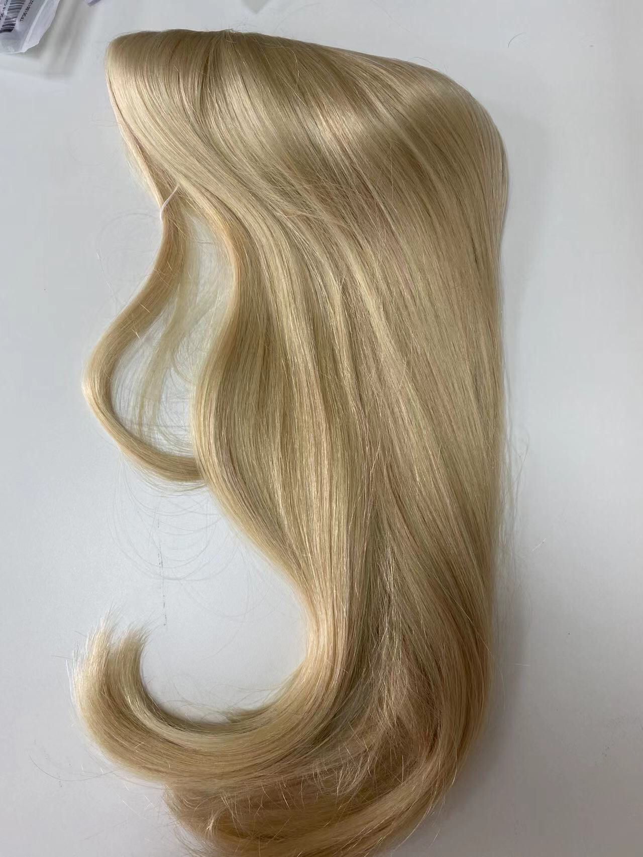 Blond human hair topper with chlip-in - Image 2